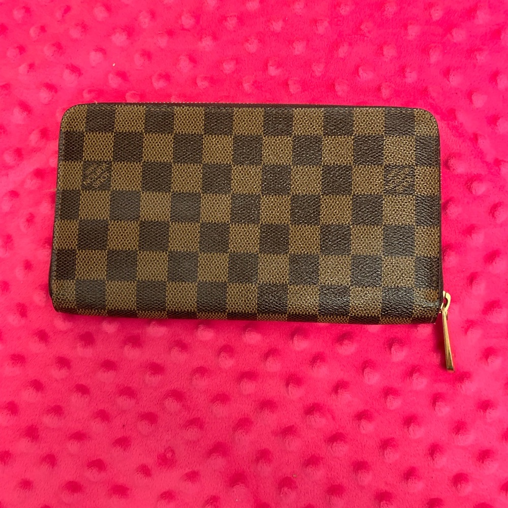 Louis Vuitton wallet